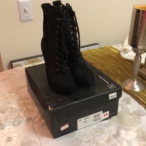 Inc international concept Blk boots